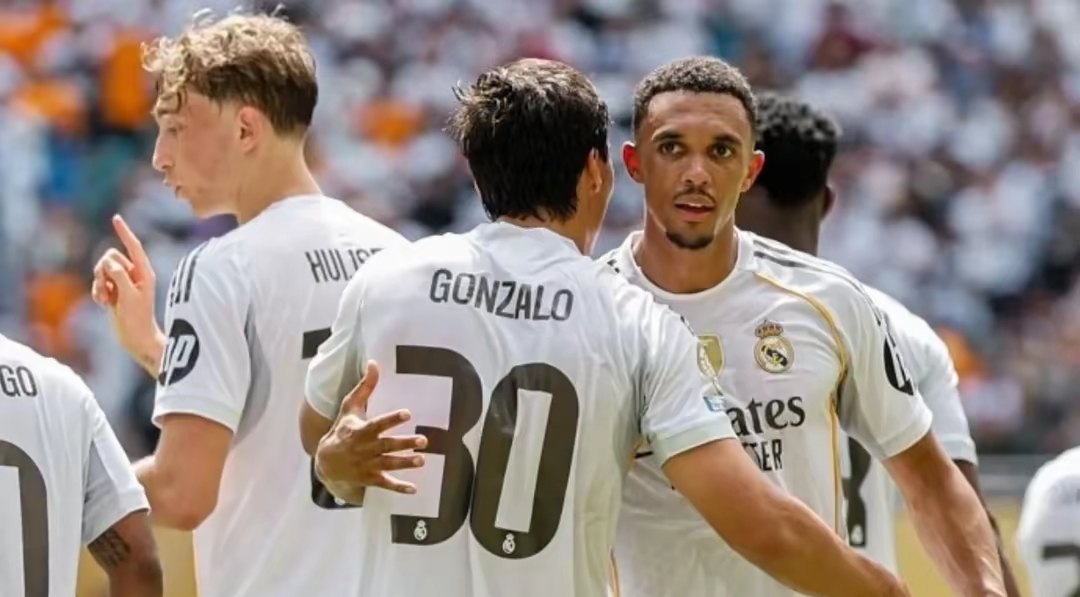 今晨突围战来临；阿斯顿维拉围绕意大利杯单刀错失；赛场秩序良好；纪律约束更严格的简单介绍