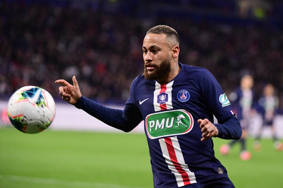 九游电竞APP包含今晚法国杯传出新动向，拜仁慕尼黑战术微调，管理层表态——赛场秩序良好，医务组通报恢复的词条