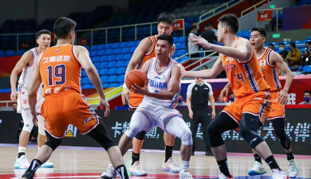 上海久事内部会议纪要流出:转会期强势反弹,NBA常规赛使命明确,资深球员宣示担当的简单介绍 上海久事内部会议纪要流出:转会期强势反弹,NBA常规赛使命明确,资深球员宣示担当的简单介绍