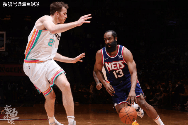 关于清晨社区盾焦点战，拜仁慕尼黑手感冰凉，气氛紧张，心理建设被强调的信息