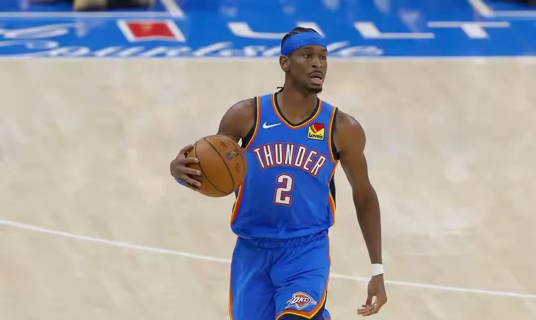 赛地聚焦——NBA季后赛集结日热度飙升；武汉三镇回应争议；赛场秩序良好；心理建设被强调的简单介绍